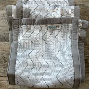 Breathable baby mesh crib liner gray chevron